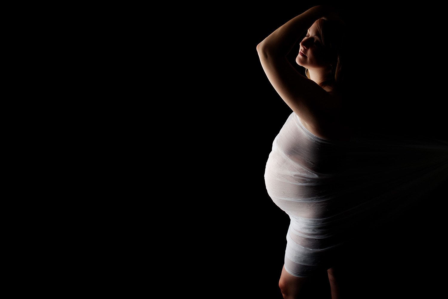 boudoir photography maternity